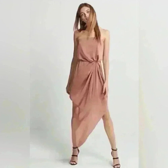 Express NWT Women’s Strapless Brown Asymmetrical Hem Mini Dress Size M‎ - Picture 1 of 9